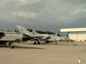 2004.05.30_OpenDay_18.Tornado